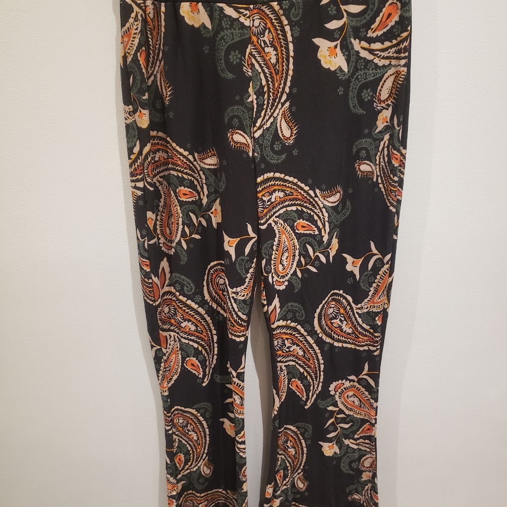 Paisley Flare Yoga Pants